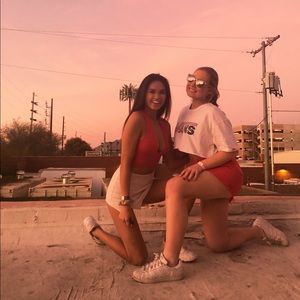 Meet your Posher, Caroline